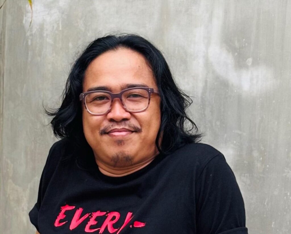 “Jari Tangan” : Puisi Dahri Dahlan tentang Luka dan Harapan Bangsa