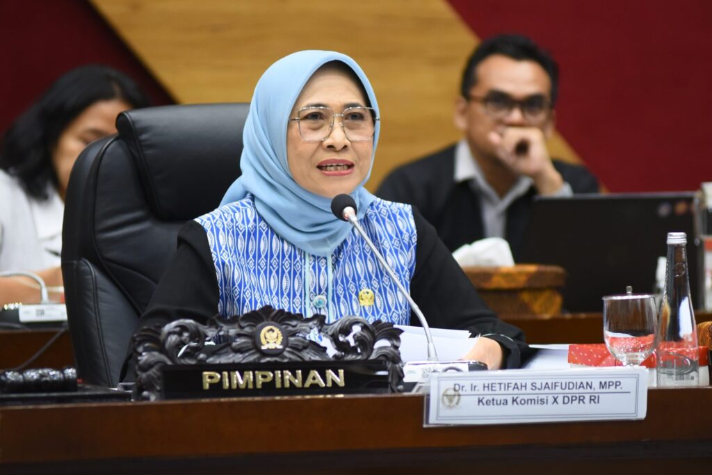 Hetifah Ingatkan Kesiapan Guru Jika Bahasa Prancis Masuk Sekolah