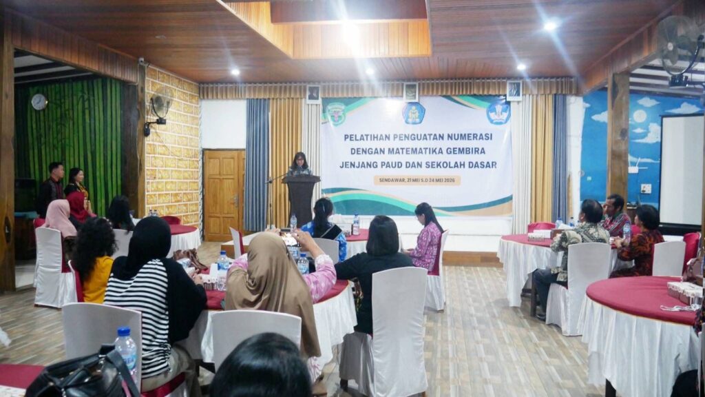 Disdikbud Kubar Dorong Pembelajaran Kreatif Lewat Pelatihan “Matematika Gembira”