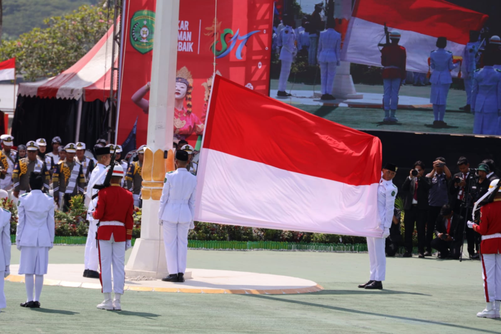 Semangat HUT RI Ke-81, Bupati Aulia Ajak Bangun Kukar yang Mandiri