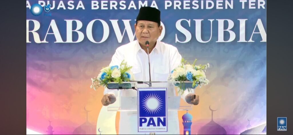 Prabowo Layangkan Sindiran Pedas Kepada Para Pakar di HUT PAN